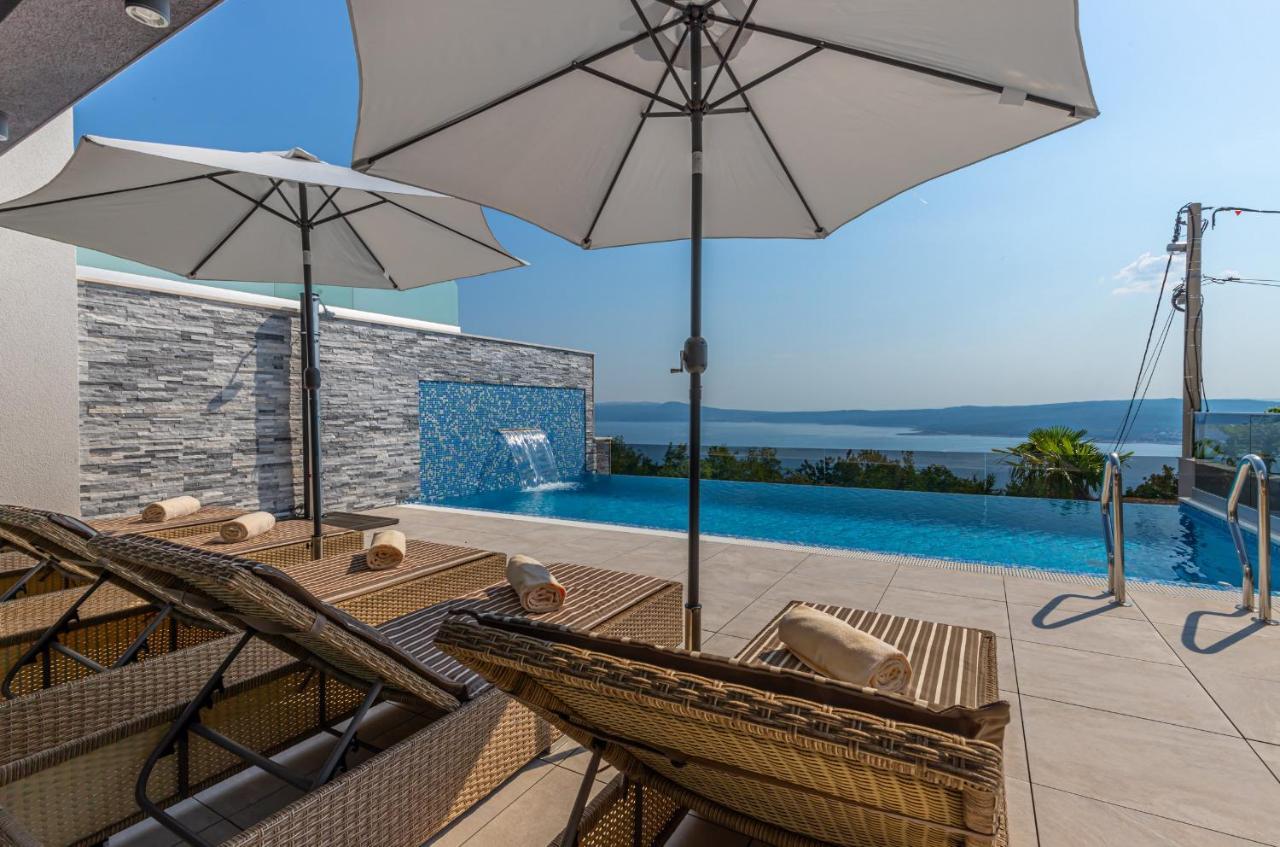 Luxury Villa Lorena With Heated Pool, Jacuzzi,Sauna And Seaview Crikvenica Exterior foto